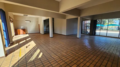 6 Bessemer Street, Duncanville - Warehouse - 500m²-10000m² (37)